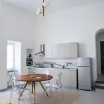 Corso Vittorio Elegant * Lipari (Isola Lipari)