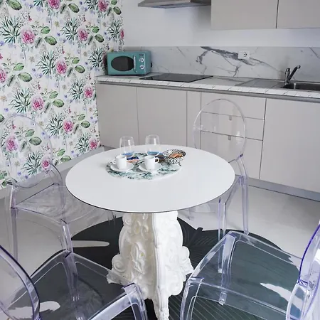 Corso Vittorio Elegant * Lipari (Isola Lipari)