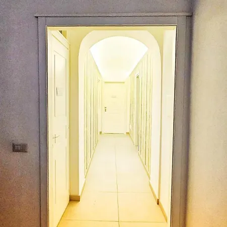 Corso Vittorio Elegant * 리파리